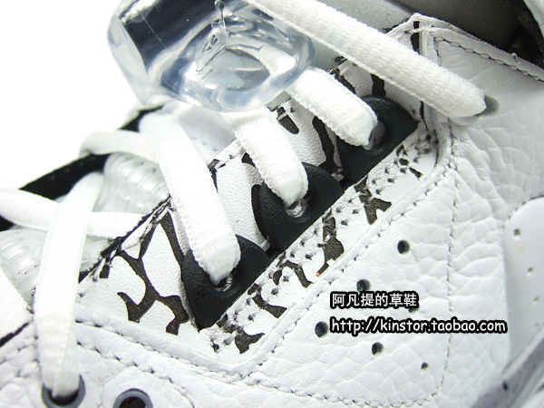 Air Jordan Rare Air White Black Grey Detailed Images 02