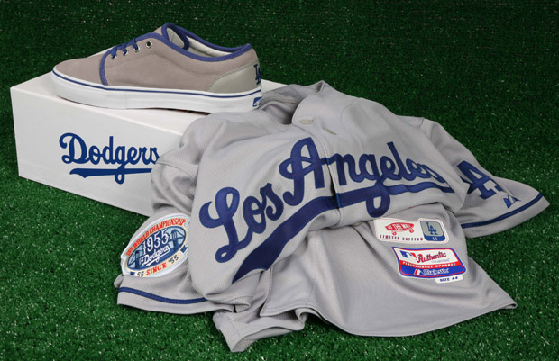 La Dodgers Vans Vault 106 Sk8 Hi Lx Opening Day 04