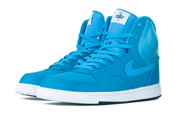 Nike Summer 2010 Rt1 Auto Flight High 2