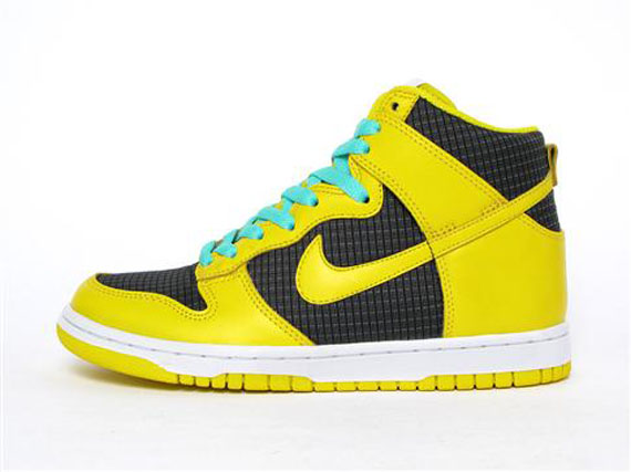 Nike Wmns Dunk High Yellow Black Green 04