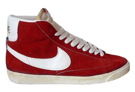 24 05 2010 Nike Blazersuede Red Large 1