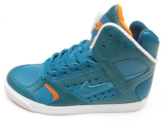 Nike Auto Flight High Dolphins 2