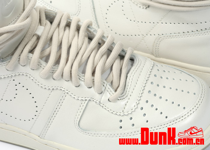 Nike Wmns Terminator High Metallic Summit White 07