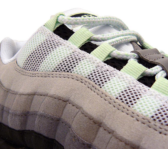 Nike Air Max 95 – Lime – Neutral Grey – June 2010