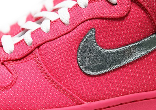 Nike WMNS Dunk Hi Supreme – Pink – Silver
