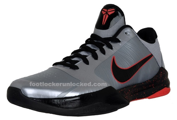 Zoom Kobe V Wolf Greyblackdaring Red  1 