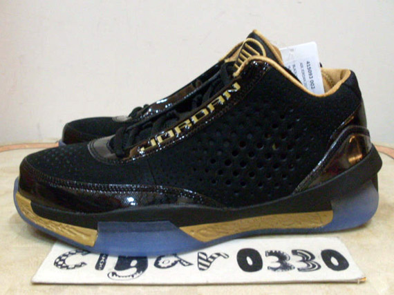 Air Jordan 2010 Team Black Metallic Gold Sample 2