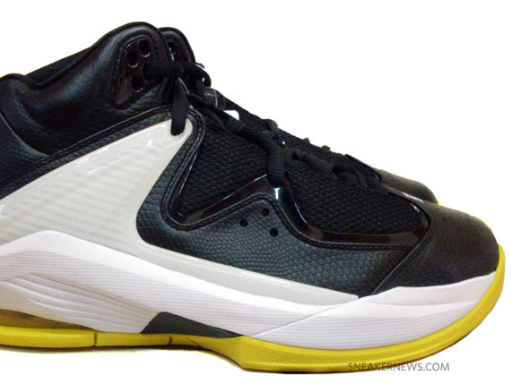 Air Jordan Carmichael - Black - Varsity Maize - White