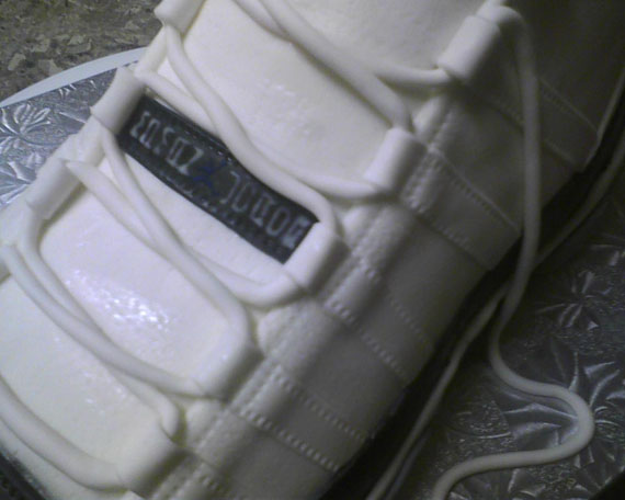 Air Jordan Xi Concord Birthday Cake 01