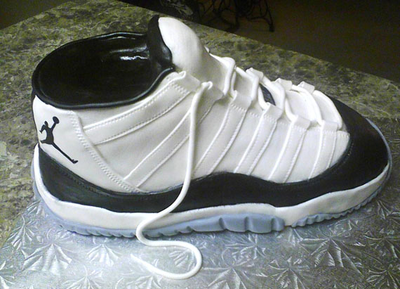 Air Jordan Xi Concord Birthday Cake 04