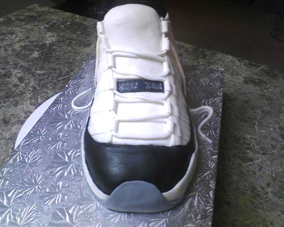 Air Jordan Xi Concord Birthday Cake 06