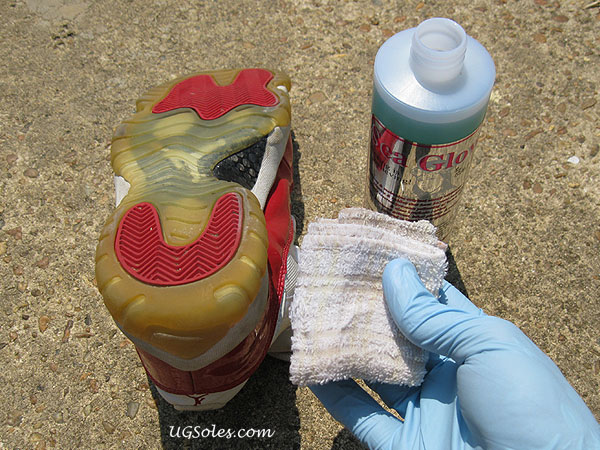 How To Clean Yellowing Yellow Sole Sea Glow 04
