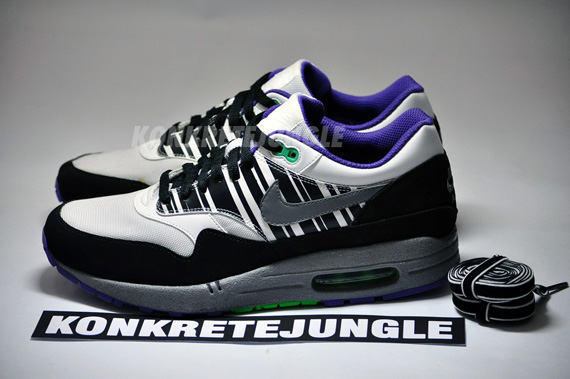 Nike Air Max 1 Sample Zebra Stripe 01