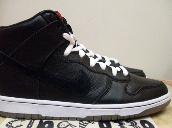 Nike Dunk High Premium Black Unreleased Sample 5