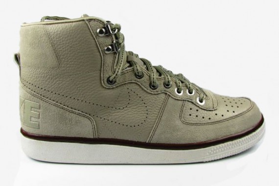 Nike Terminator High Premium – Holiday 2010 Preview