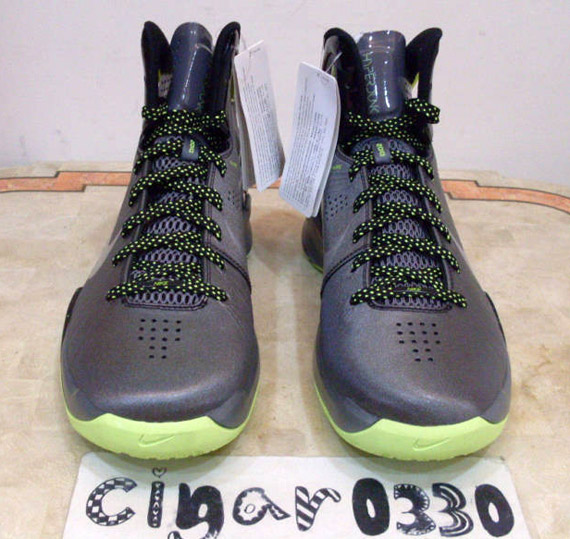 Nike Hyperdunk 2010 Black Silver Volt Sample 4