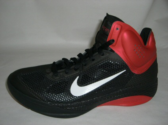 Nike Hyperfuse Black Red 01