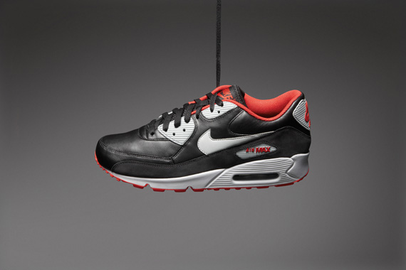 Nike Sportswear Holiday 2010 Air Max 90 04