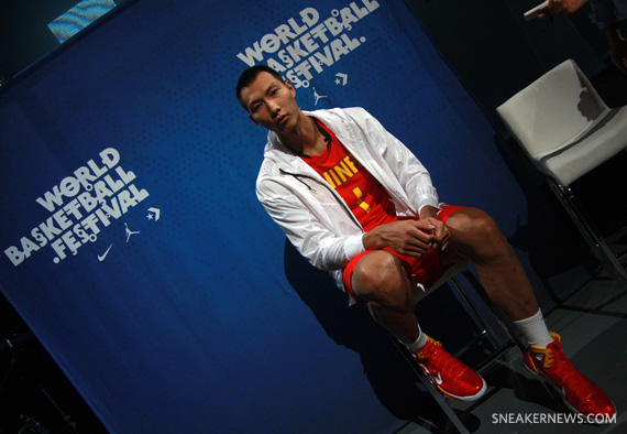 Yi Jianlian Interview 09