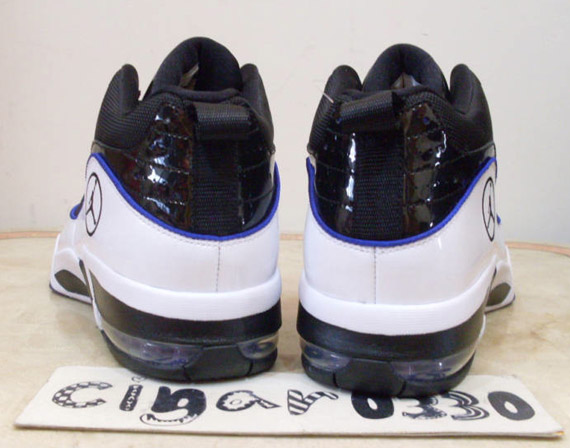 Air Jordan Ptper Black White Concord 4