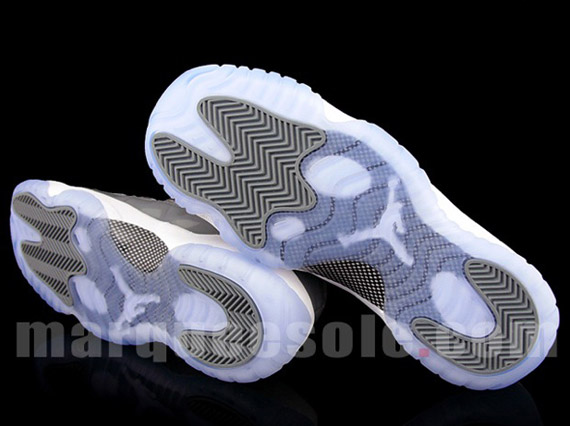 Air Jordan Xi Retro Cool Grey Holiday 2010 4