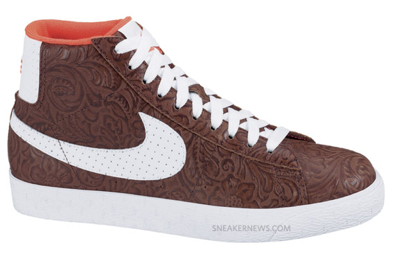 Nike 6.0 Wmns Blazer Mid Light Chocolate White 1