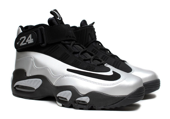 Nike Air Griffey Max 1 QS – Metallic Platinum | Available