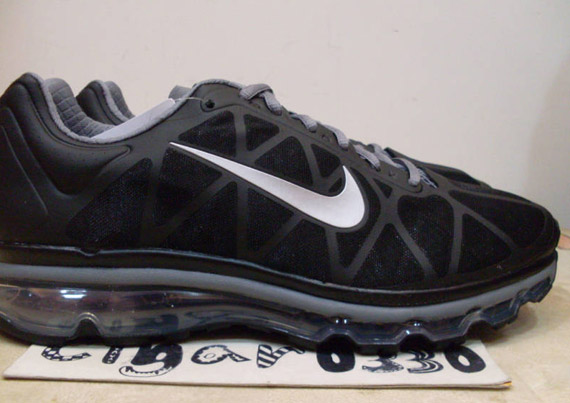 Nike Air Max 2011 Black Metallic Silver Cool Grey 1