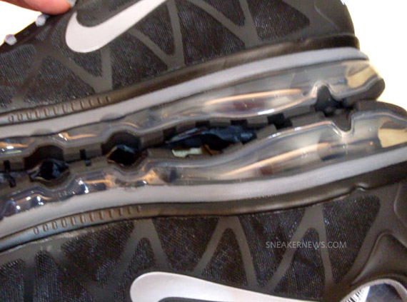 Nike Air Max 2011 – Black – Metallic Silver – Cool Grey | Sample