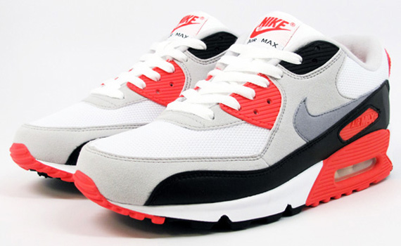 Nike Air Max 90 Infrared Mercer Release 04