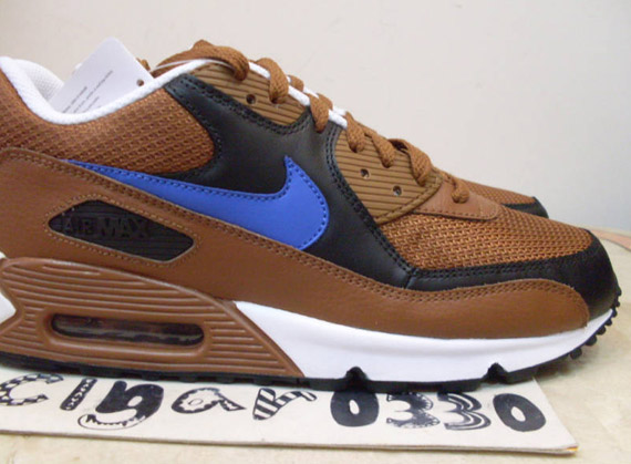 Nike Air Max 90 Pecan Royal Black 1