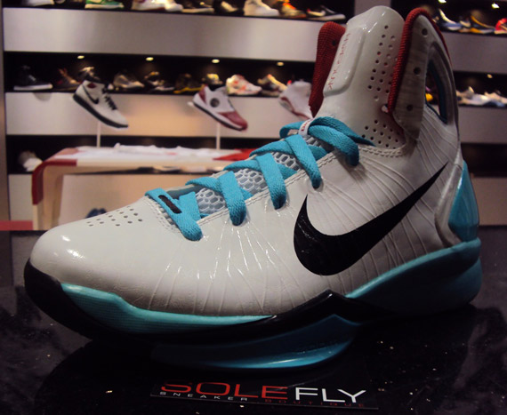 Nike Hyperdunk 2010 White Retro Sole Fly