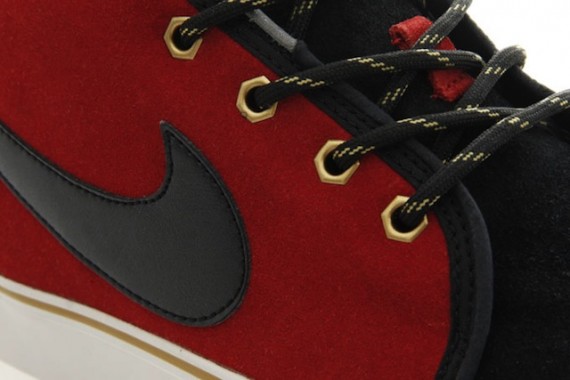 Nike Toki ND - Black - Varsity Red - Gold