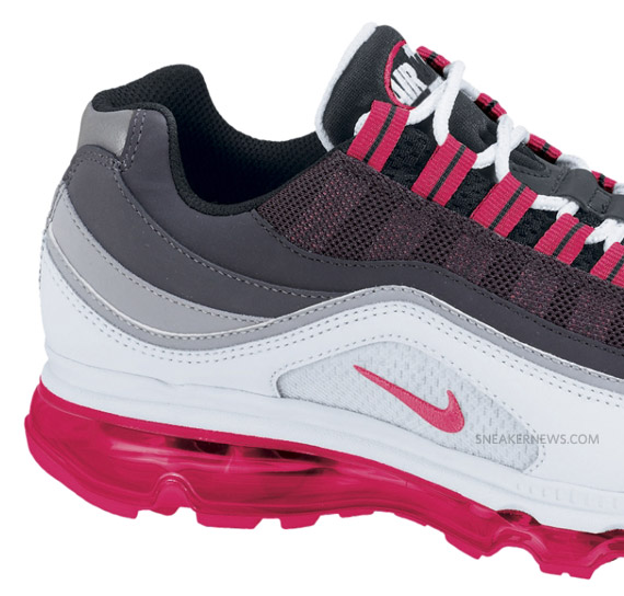 Nike Wmns Air Max 24 7 Solar Red 3