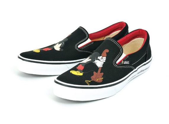 Vans Slip On Mickey Mouse 1