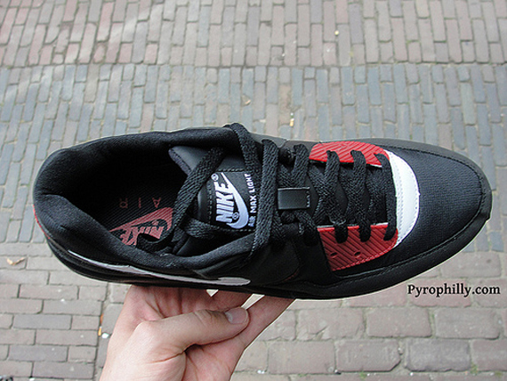 Nike Air Max Light – Black – Red – White | Sample