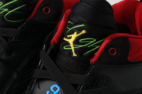 Air Jordan Flight 9 – Black – Green Bean – Varsity Red – New Blue