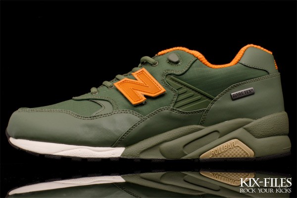 New Balance Mtg580 Ma1 1