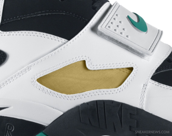 Nike Air Diamond Turf - Black - Deep Emerald - White - Metallic Gold @ Nikestore