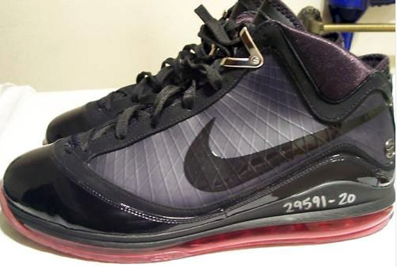 Nike Air Max Lebron Vii Black Red Weartest Sample 04