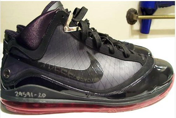 Nike Air Max Lebron Vii Black Red Weartest Sample 06