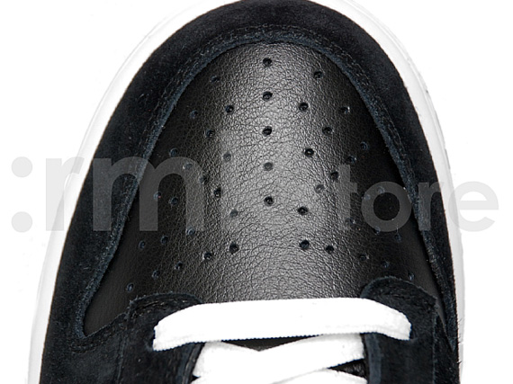 Nike Sb Dunk Low Blk Orng Blaze Rmk 04