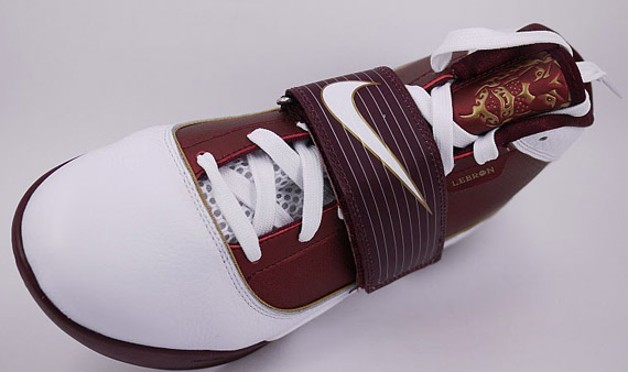 Nike Zoom Lebron Soldier Iv Ctk Home Pe 2