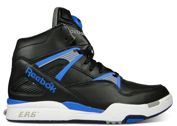 Reebok Pump Omni Zone Black Awesome Blue 2