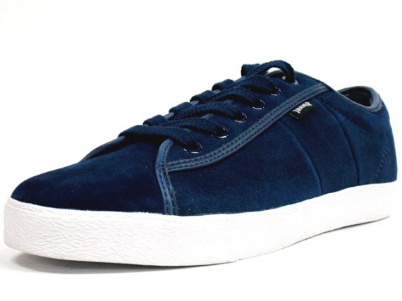 Baker Navy 570x427