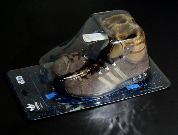 Adidas Jogging Hi Star Wars Chewbacca 06