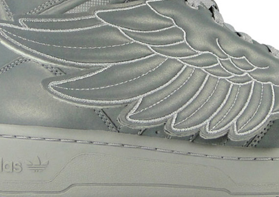 Jeremy Scott x adidas Originals JS Wings - Full 3M | Available