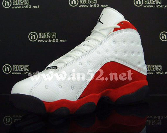 Aj Xiii Wht True Red Det Img 04