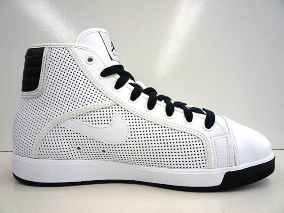 Jordan Sky High Blk White Leather 05