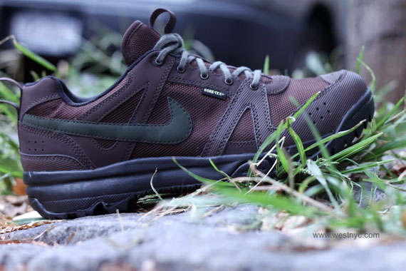 Nike Acg Rongbuk Goretex 2010 01